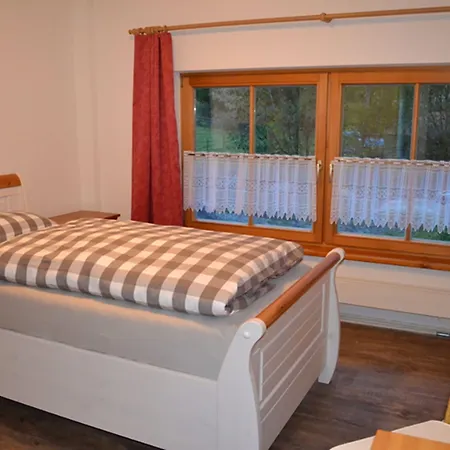 Holzhammer Hof Pensión 3*